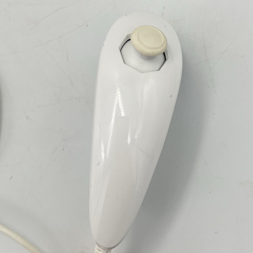 Nintendo Wii Nunchuk‎ Joystick Controller - Picture 2 of 4